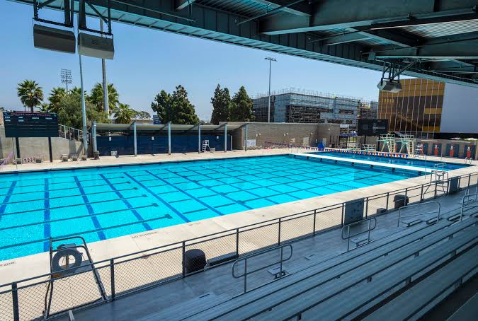 Swimming pool training camps LA 