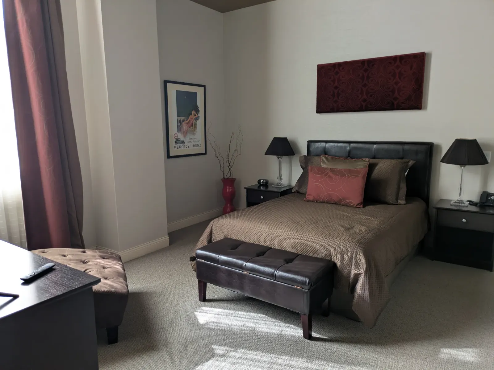 suite for a VIP 2.jpg