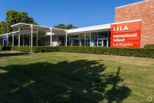 international-school-of-los-angeles-burbank-ca-2-schoolphoto.jpg