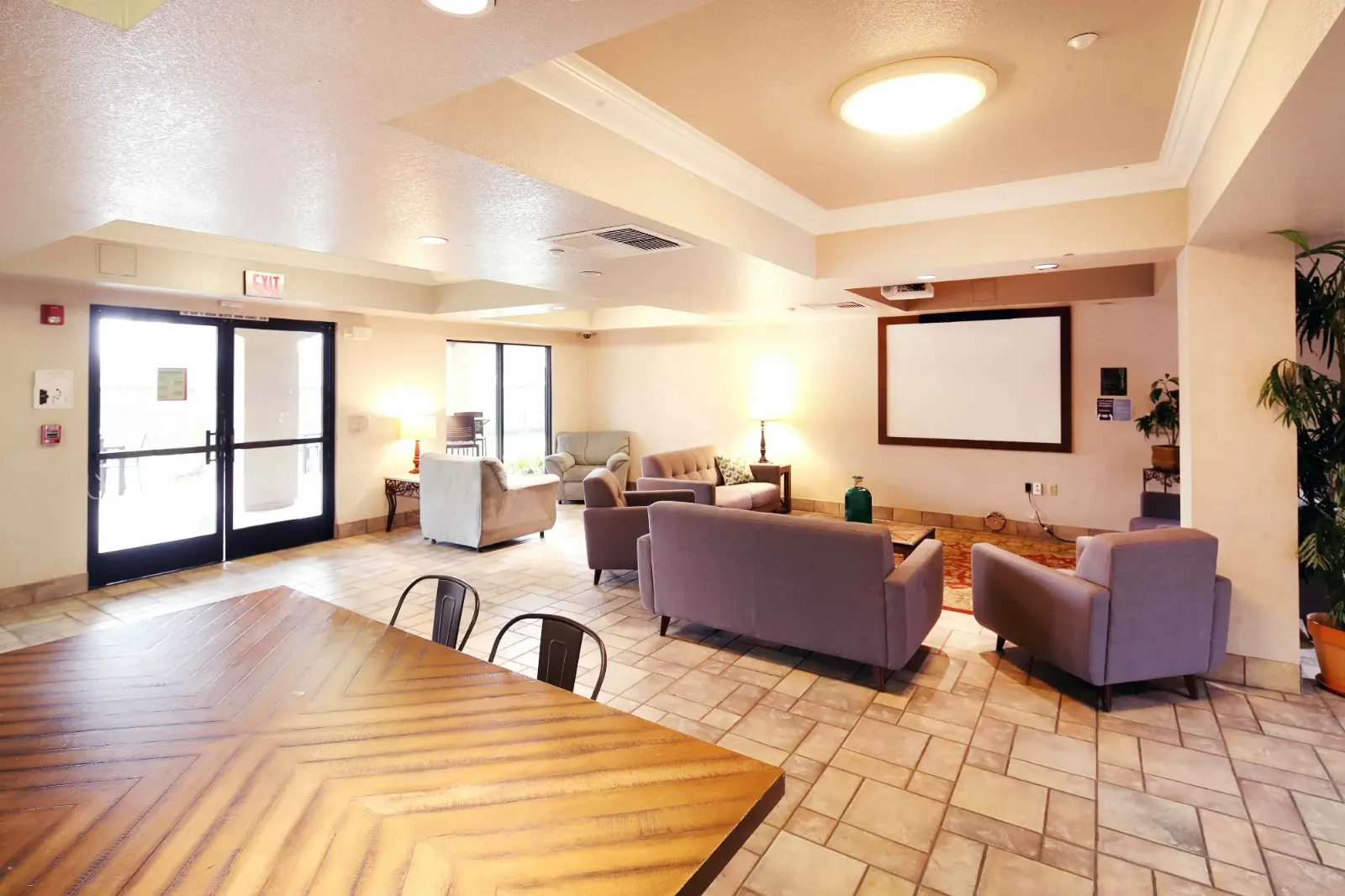 Catalina_Lobby(3).jpeg